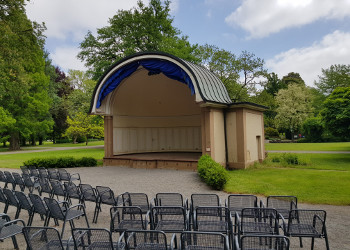 festsaal im park01