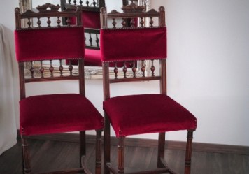 antiker_roter_weddingstuhl_1101